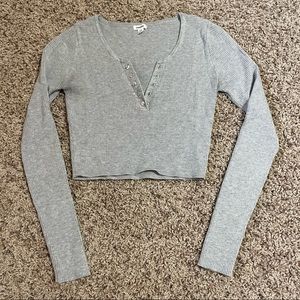 Garage light grey cropped long sleeve. Size small!